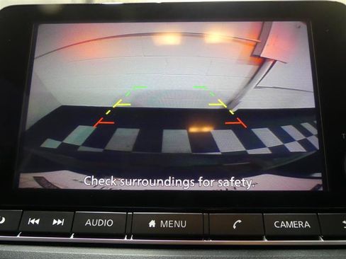 Used 2023 Nissan Rogue S FWD image 13