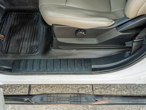 Used 2020 Ford F250 XL w/ Power Equipment Group image 18