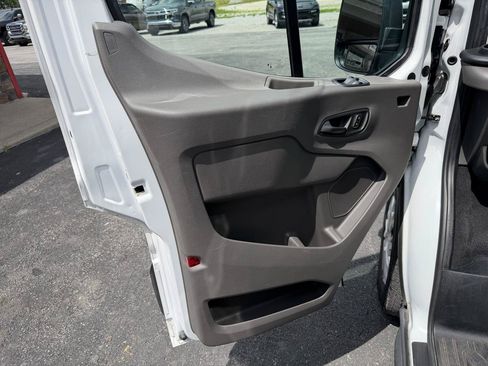 Used 2024 Ford Transit 350 XLT RWD image 13
