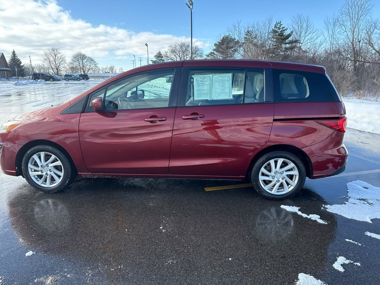 Used 2012 MAZDA MAZDA5 Sport FWD image 8