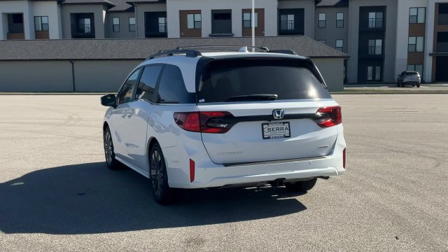New 2027 Honda Odyssey Touring image 7