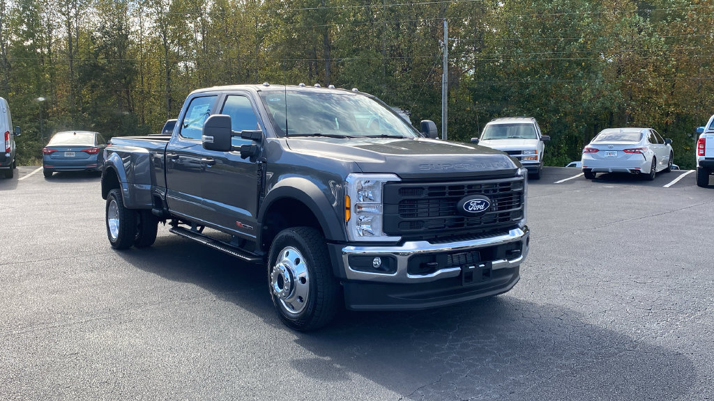 New 2027 Ford F450 XL w/ 360-Degree Camera Package AWD/4WD image 3
