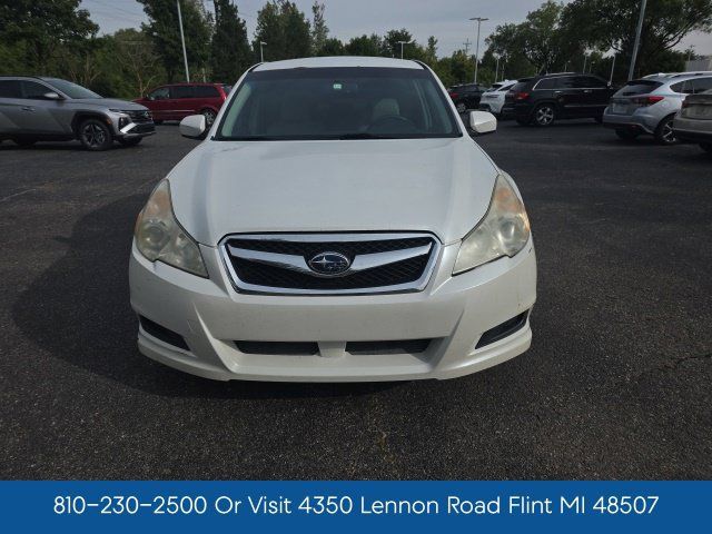 Used 2011 Subaru Legacy 2.5i Premium AWD/4WD image 2