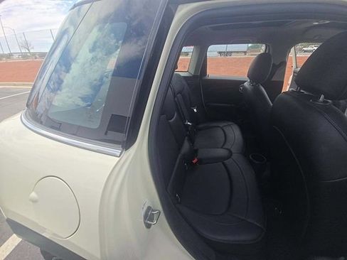 Used 2018 MINI Cooper 4-Door Hardtop FWD image 10