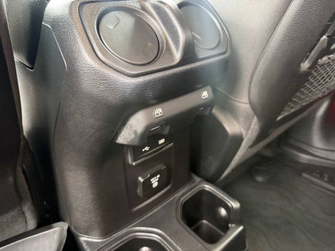 Used 2020 Jeep Gladiator Rubicon AWD/4WD image 21