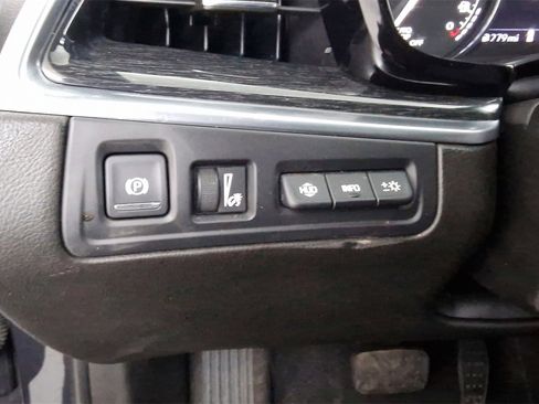 Used 2022 Cadillac XT5 Premium Luxury w/ Technology Package image 22