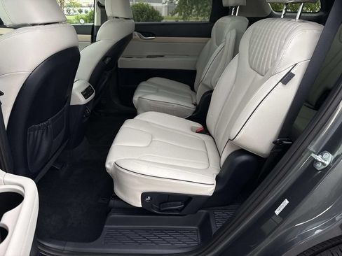 Used 2023 Hyundai Palisade Limited AWD/4WD image 23