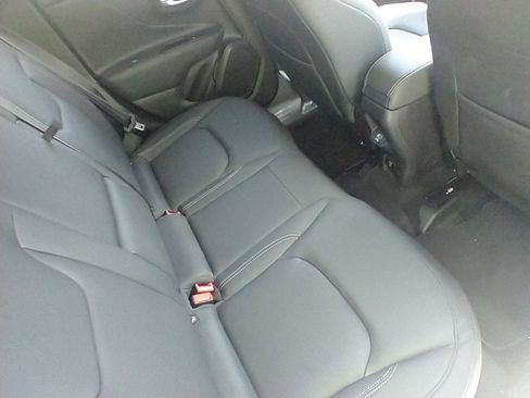 Used 2022 Jeep Renegade Limited image 16