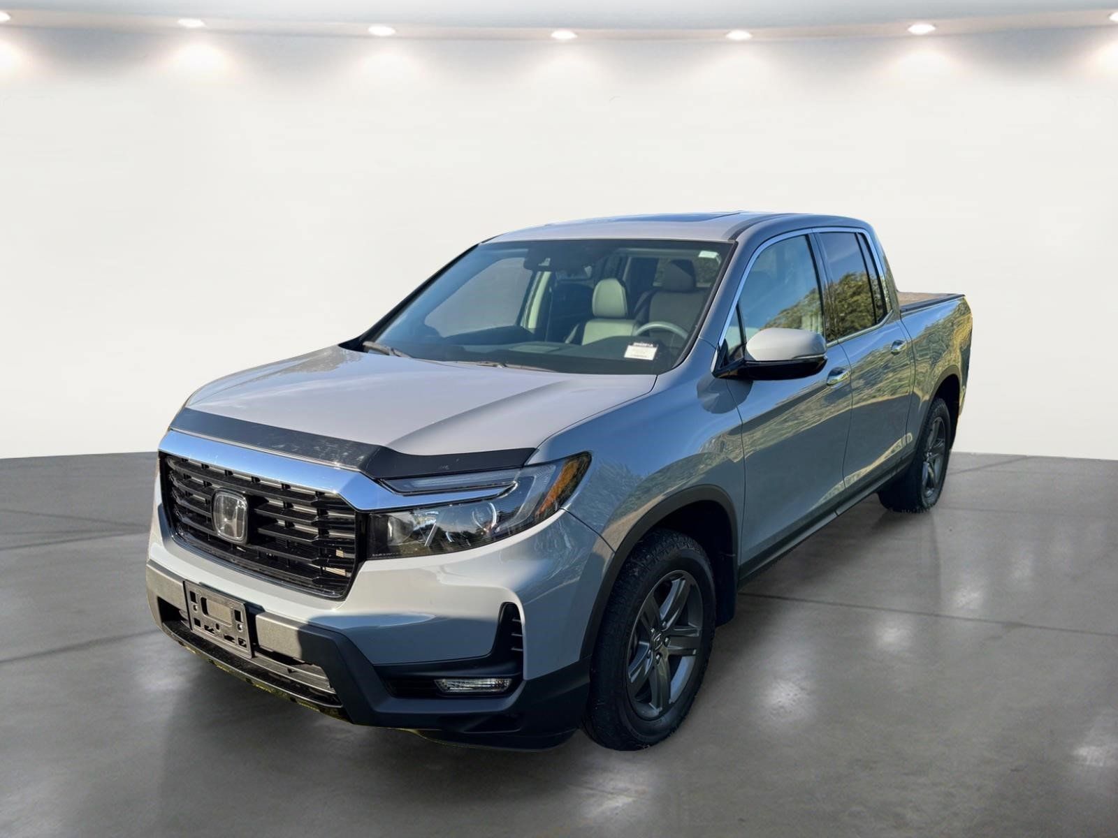 Used 2023 Honda Ridgeline RTL-E image 2