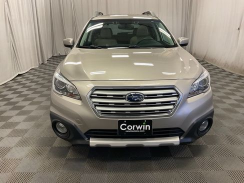 Used 2016 Subaru Outback 2.5i Limited AWD/4WD image 8