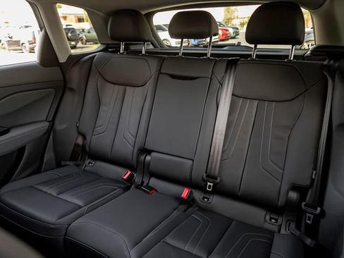 New 2026 Audi Q3 quattro 2.0T AWD/4WD image 28