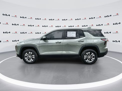 Used 2025 Chevrolet Equinox LT w/ Safety and Technology Package image 5