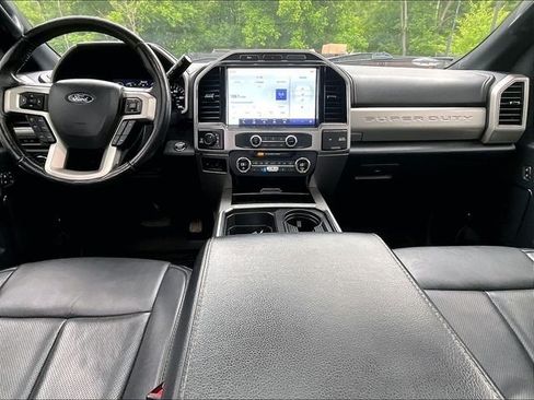 Used 2022 Ford F350 Lariat w/ Lariat Ultimate Package AWD/4WD image 16