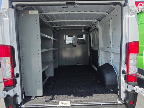Used 2023 RAM ProMaster 2500 FWD image 11