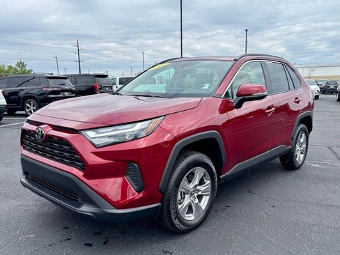 Used 2025 Toyota RAV4 XLE w/ Convenience Package AWD/4WD image 3