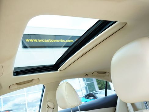 Used 2012 Lexus ES 350 image 16