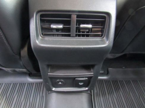 Used 2024 Ford Edge SEL w/ Convenience Package AWD/4WD image 32
