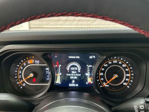 Used 2024 Jeep Wrangler Unlimited Rubicon AWD/4WD image 11