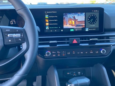 New 2026 Kia Sportage EX FWD image 19