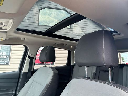 Used 2016 Ford Escape SE AWD/4WD image 18