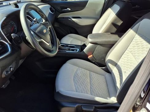 Used 2018 Chevrolet Equinox LS FWD image 10