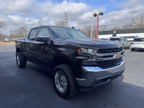 Used 2019 Chevrolet Silverado 1500 LT w/ All-Star Edition image 8