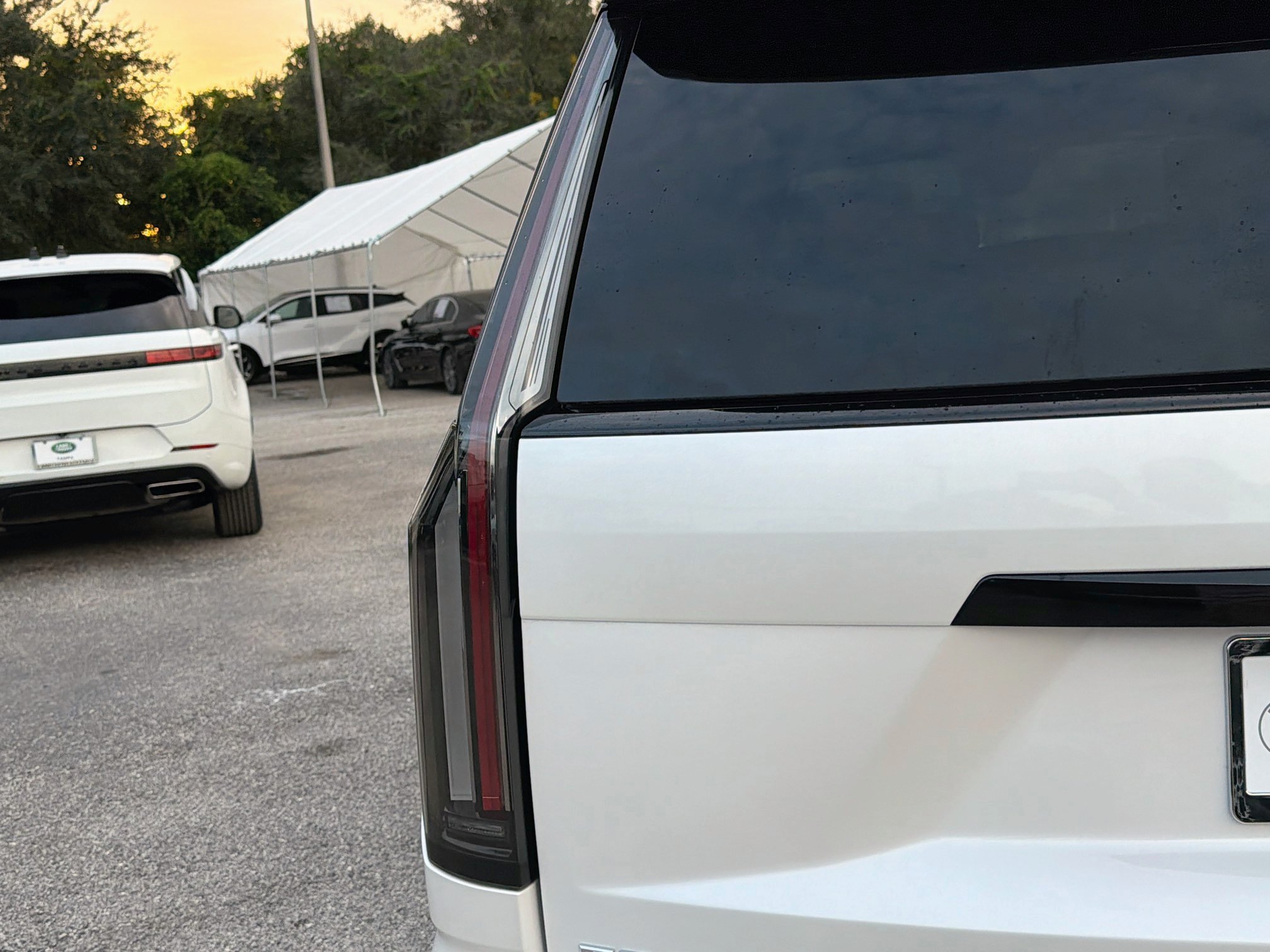 Used 2025 Cadillac Escalade ESV Sport w/ Touring Package AWD/4WD image 10