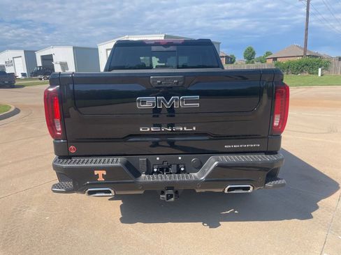 Used 2025 GMC Sierra 1500 Denali Ultimate AWD/4WD image 6