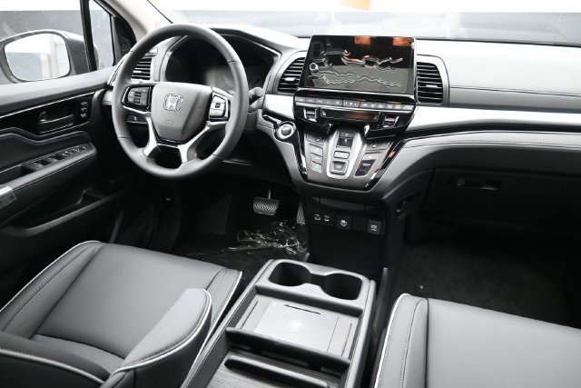 New 2027 Honda Odyssey Touring image 10