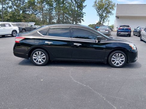 Used 2015 Nissan Sentra S FWD image 3