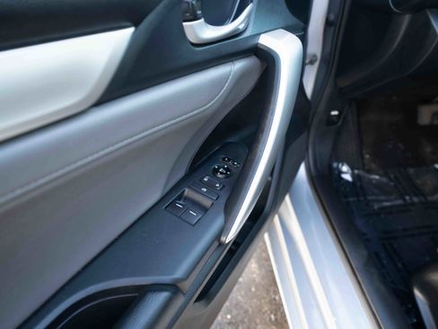 Used 2017 Honda Civic EX-L image 7