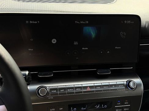 New 2026 Hyundai Kona Limited FWD image 9