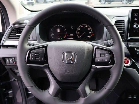 New 2026 Honda Odyssey Touring image 21