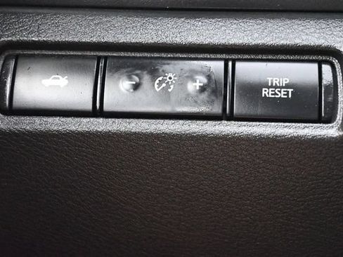 Used 2025 Nissan Altima 2.5 SR FWD image 24