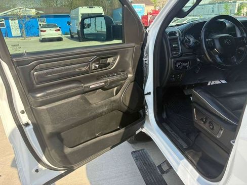 Used 2022 RAM 1500 Limited RWD image 9
