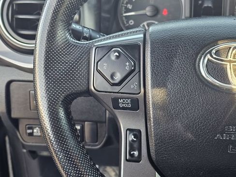 Used 2021 Toyota Tacoma 4x4 Double Cab image 22
