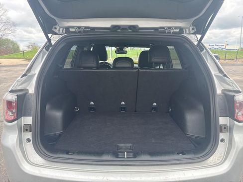 Used 2025 Jeep Compass Limited AWD/4WD image 7