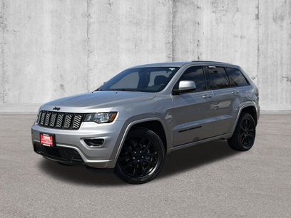 Used 2018 Jeep Grand Cherokee Altitude
