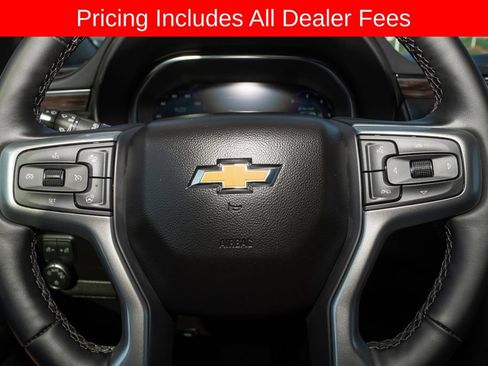 Used 2024 Chevrolet Suburban LT w/ Luxury Package AWD/4WD image 24