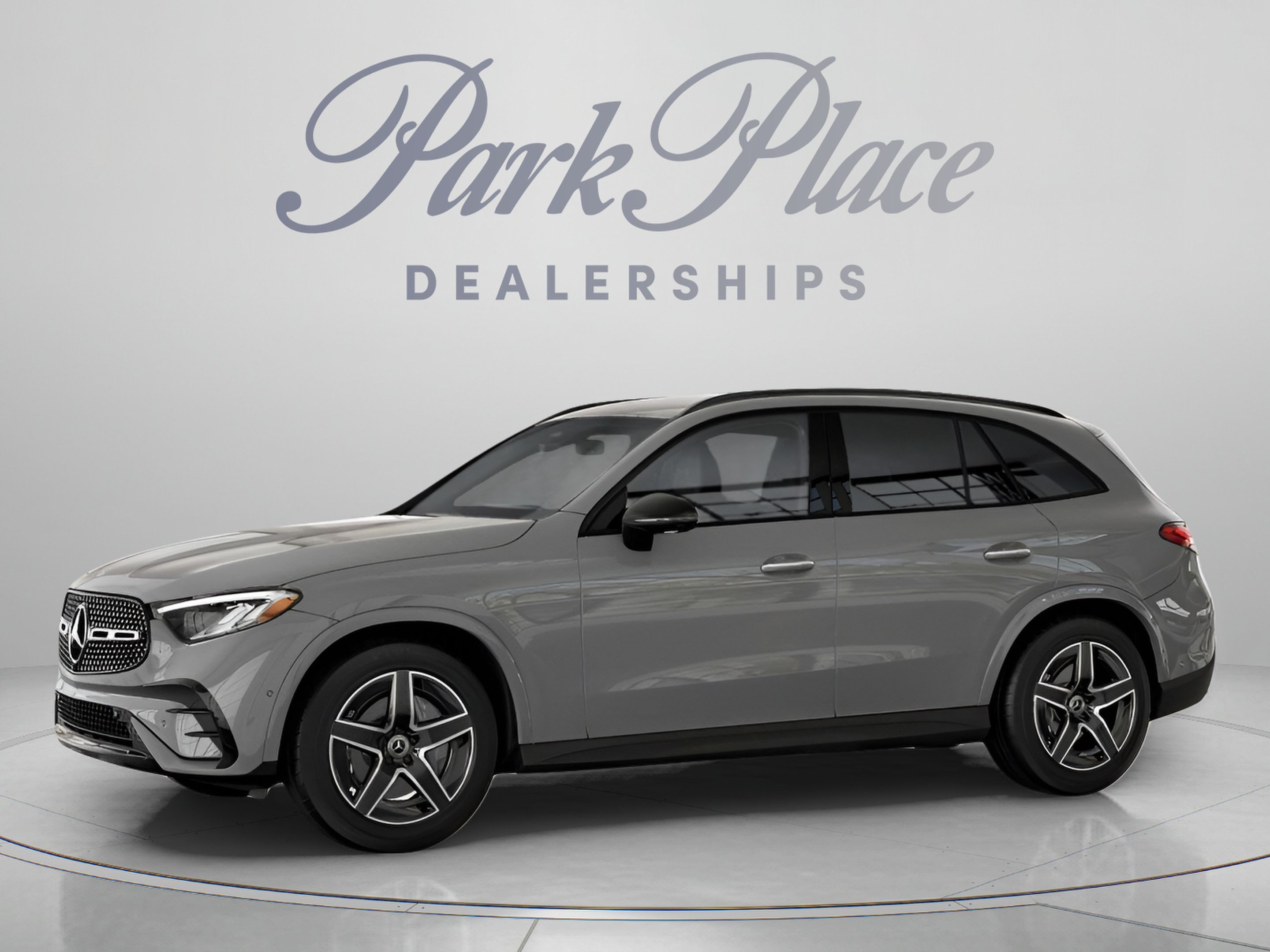Used 2026 Mercedes-Benz GLC 300 image 3