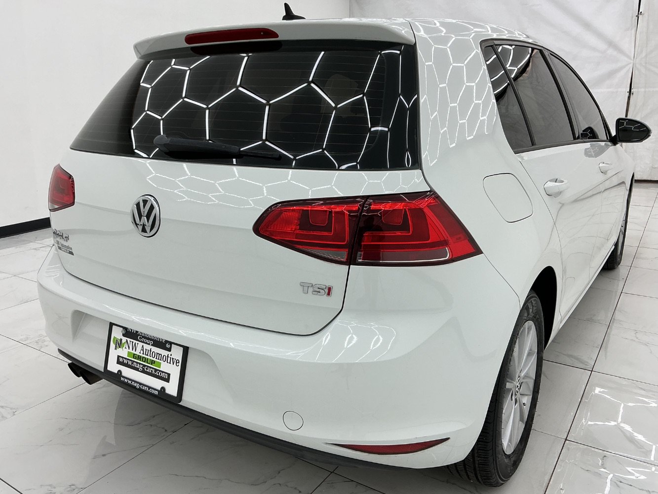 Used 2016 Volkswagen Golf S FWD image 8