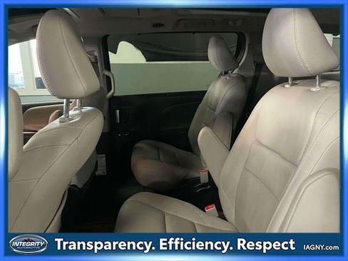 Used 2018 Toyota Sienna Limited Premium w/ Protection Package AWD/4WD image 12