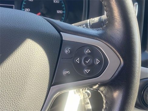 Used 2022 Chevrolet Colorado LT image 18