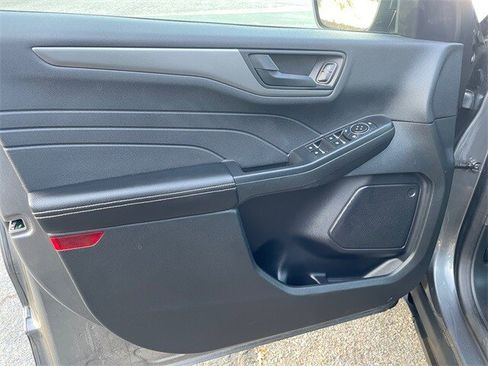 Used 2023 Ford Escape Active image 16