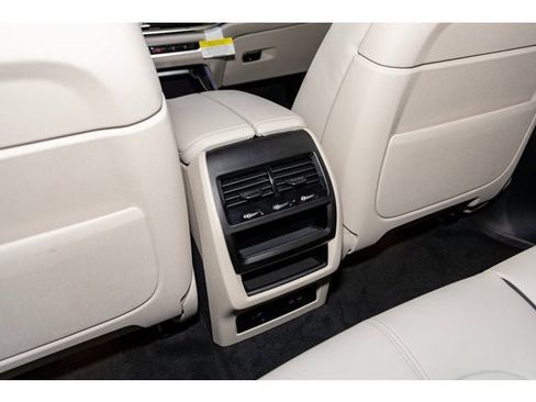 New 2026 BMW X5 xDrive50e w/ M Sport Package image 76