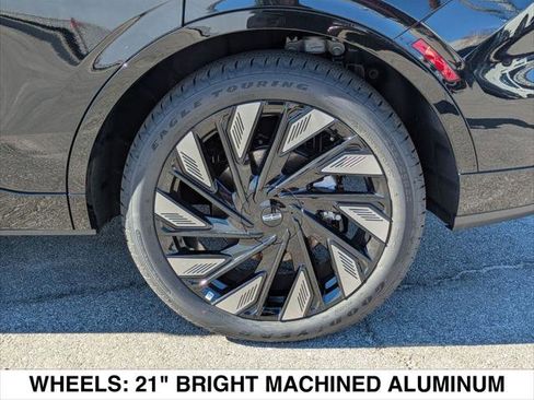 New 2026 Lincoln Nautilus Reserve w/ Jet Appearance Package image 6