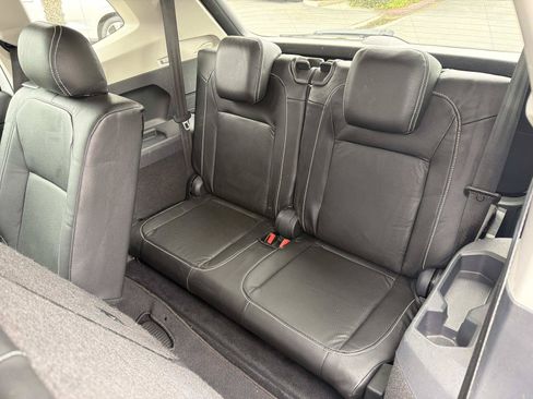 Used 2019 Volkswagen Tiguan S FWD image 24