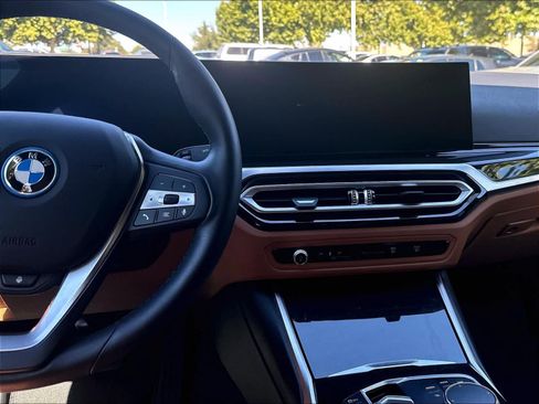 Used 2024 BMW i4 eDrive35 w/ Premium Package RWD image 12