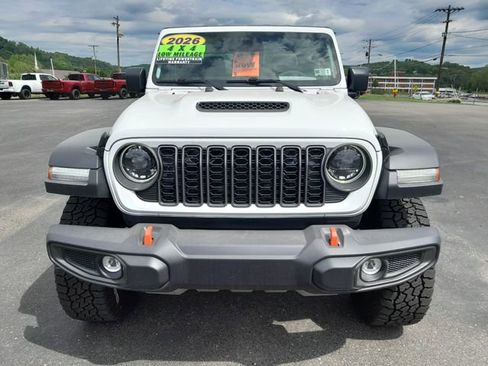 Used 2026 Jeep Gladiator Mojave AWD/4WD image 4