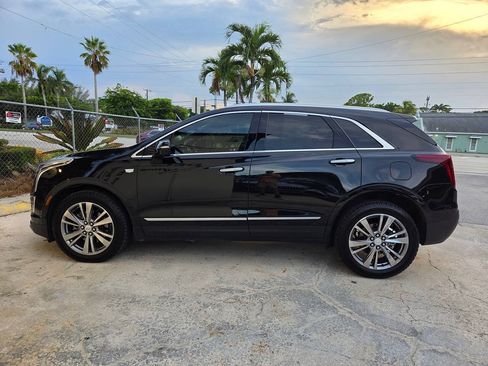 Used 2024 Cadillac XT5 Premium Luxury w/ Technology Package FWD image 9